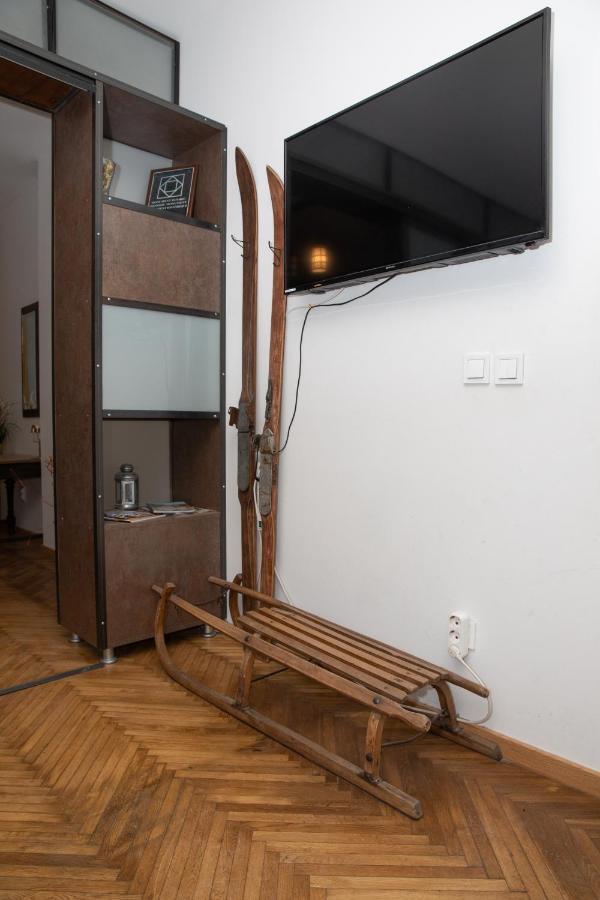 Poarta Schei Apartment Braszów Zewnętrze zdjęcie